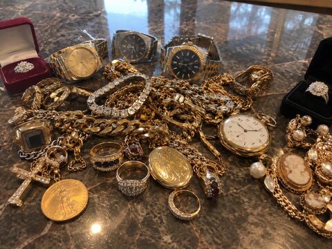 Estate gold chains, watches, diamonds, and jewelry Marty buys